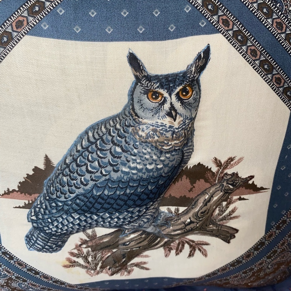 Vintage 3D Bird ~ Owl Design throw pillows 15” x 14” Country Decor Mauve & Blue - Picture 6 of 9